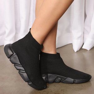 Women's Slip On Comfortable Lightweight Breathable Sneakers